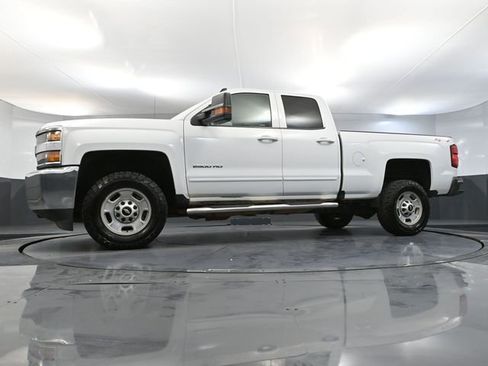 Used 2019 Chevrolet Silverado 2500 LT image 52