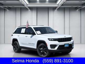 Used 2023 Jeep Grand Cherokee Altitude AWD/4WD video 1