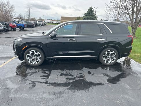 Used 2022 Hyundai Palisade Calligraphy image 2