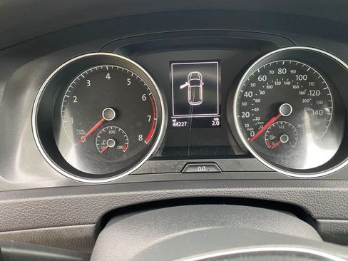 Used 2020 Volkswagen Golf 4-Door FWD image 15