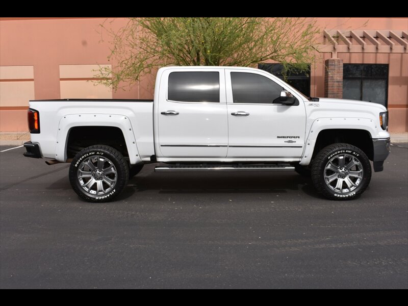 Used 2018 GMC Sierra 1500 SLT AWD/4WD image 1
