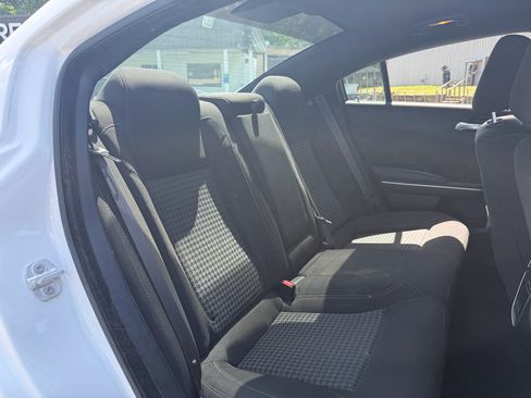 Used 2023 Dodge Charger SXT RWD image 29