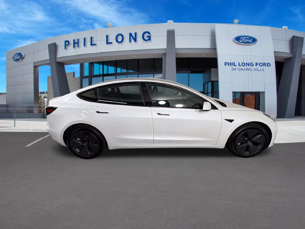 Used 2022 Tesla Model 3 Long Range AWD/4WD image 6