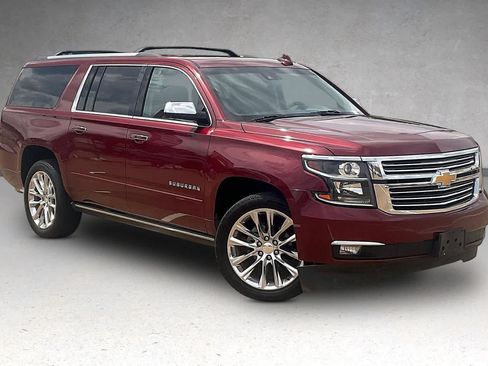 Used 2019 Chevrolet Suburban Premier w/ Premier Plus Edition AWD/4WD image 20