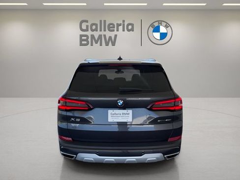 Used 2022 BMW X5 sDrive40i w/ Premium Package RWD image 8
