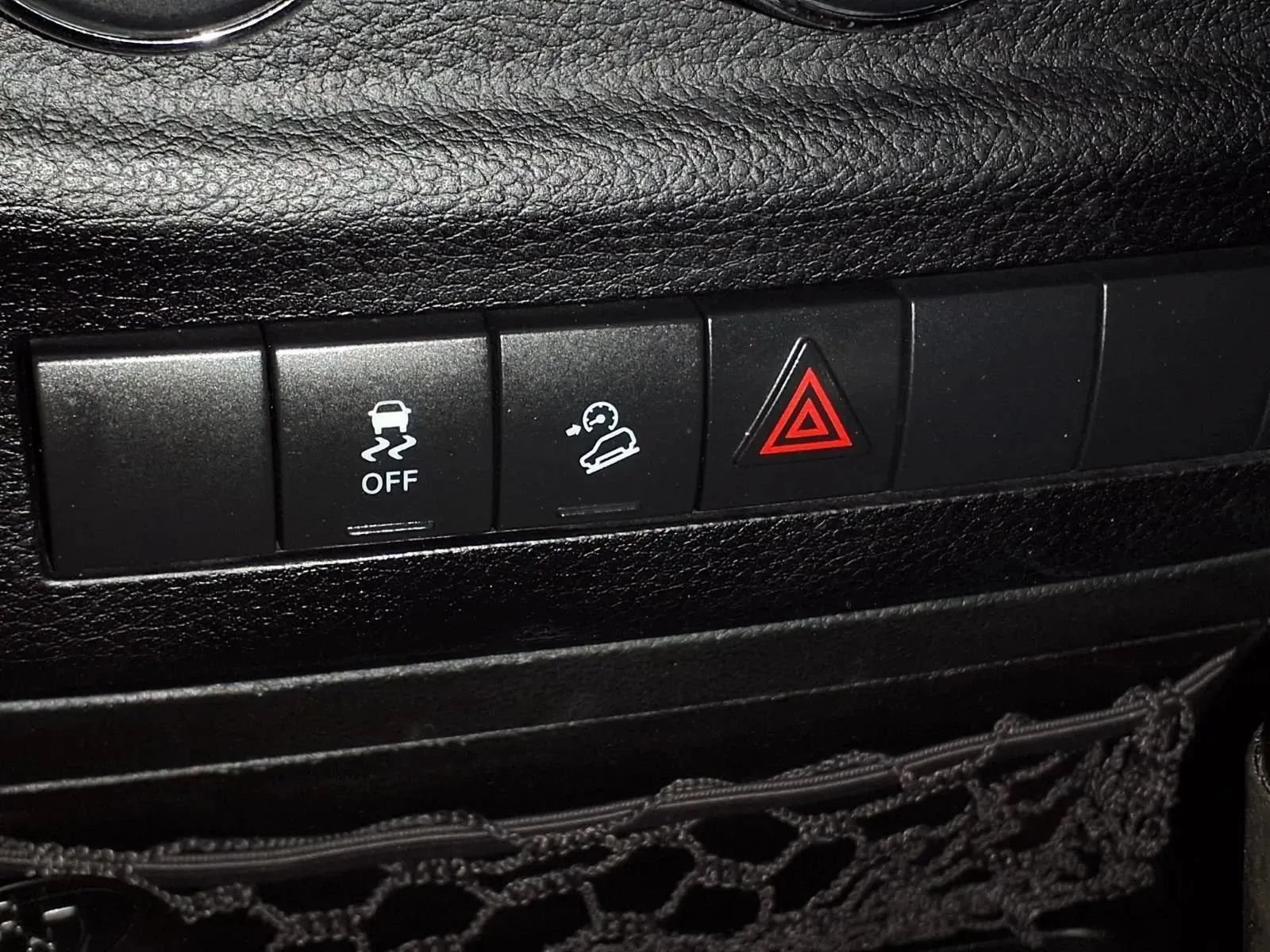 Used 2013 Jeep Wrangler Sport AWD/4WD image 18