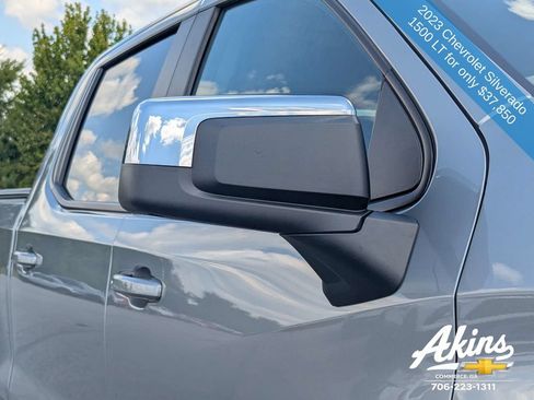 Used 2023 Chevrolet Silverado 1500 LT AWD/4WD image 11