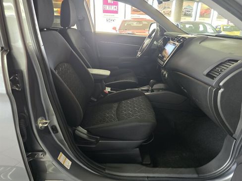 Used 2025 Mitsubishi Outlander Sport ES AWD/4WD image 14