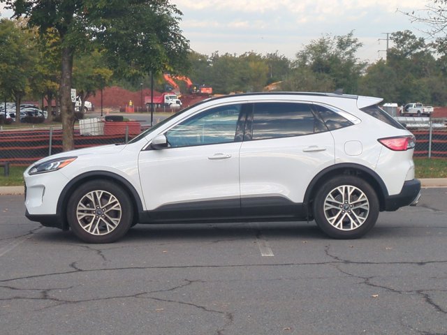 Used 2022 Ford Escape SEL w/ Technology Package FWD image 8