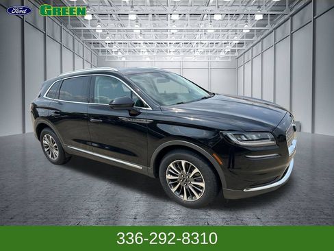 Certified 2023 Lincoln Nautilus AWD w/ Premium Package image 7