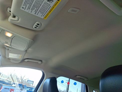 Certified 2022 Ford Edge SEL w/ Convenience Package image 21