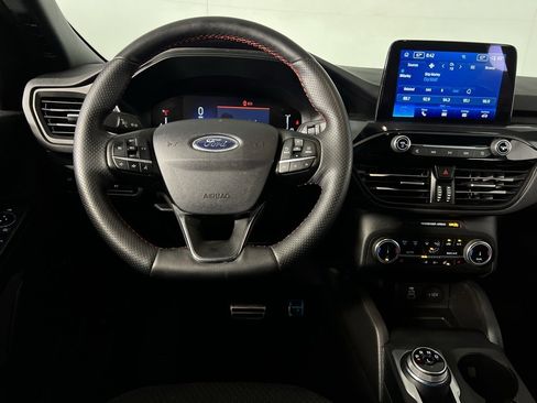 Used 2024 Ford Escape ST-Line image 15