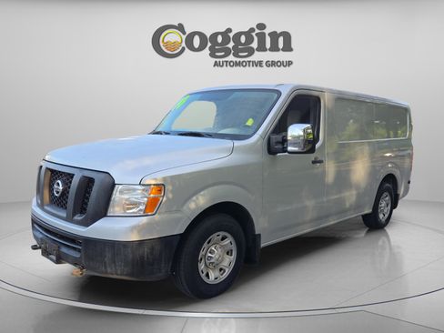 Used 2014 Nissan NV 3500 SV w/ Technology Package image 1