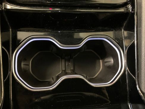 Used 2023 Jeep Grand Cherokee Altitude image 47