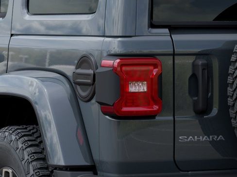 New 2026 Jeep Wrangler Unlimited Sahara AWD/4WD image 9