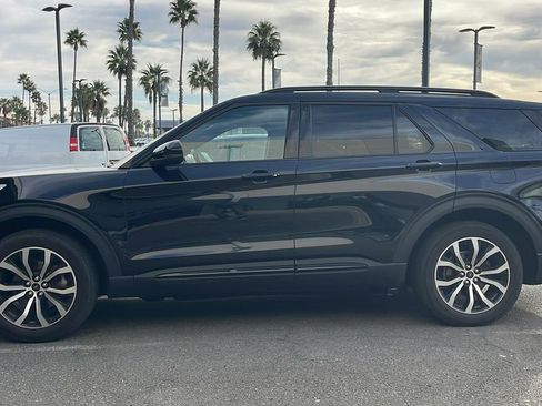 Used 2020 Ford Explorer ST image 5