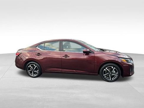 Used 2024 Nissan Sentra SV image 33