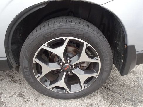 Used 2015 Subaru Forester 2.0XT Touring AWD/4WD image 11