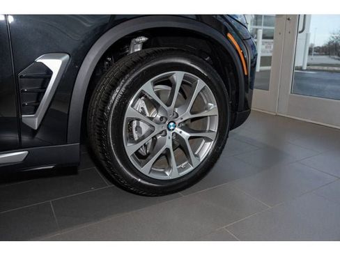 New 2026 BMW X5 xDrive40i AWD/4WD image 37