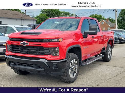 Used 2024 Chevrolet Silverado 2500 Custom w/ Custom Value Package AWD/4WD image 1