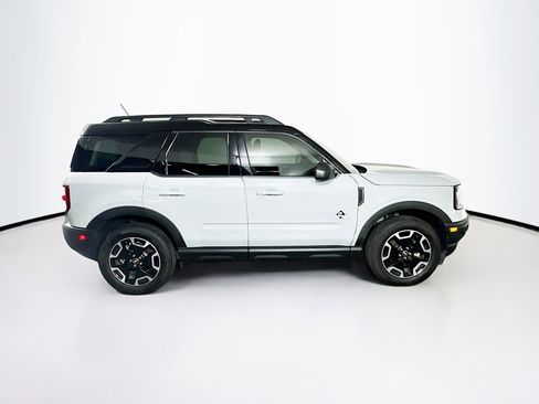 Used 2024 Ford Bronco Sport Outer Banks w/ Tech Package image 10