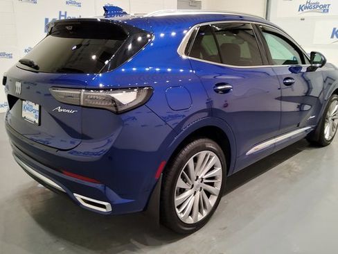 Used 2025 Buick Envision Avenir image 3