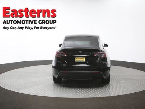 Used 2021 Tesla Model Y Long Range AWD/4WD image 31