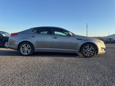 Used 2013 Kia Optima EX w/ Premium Pkg image 10