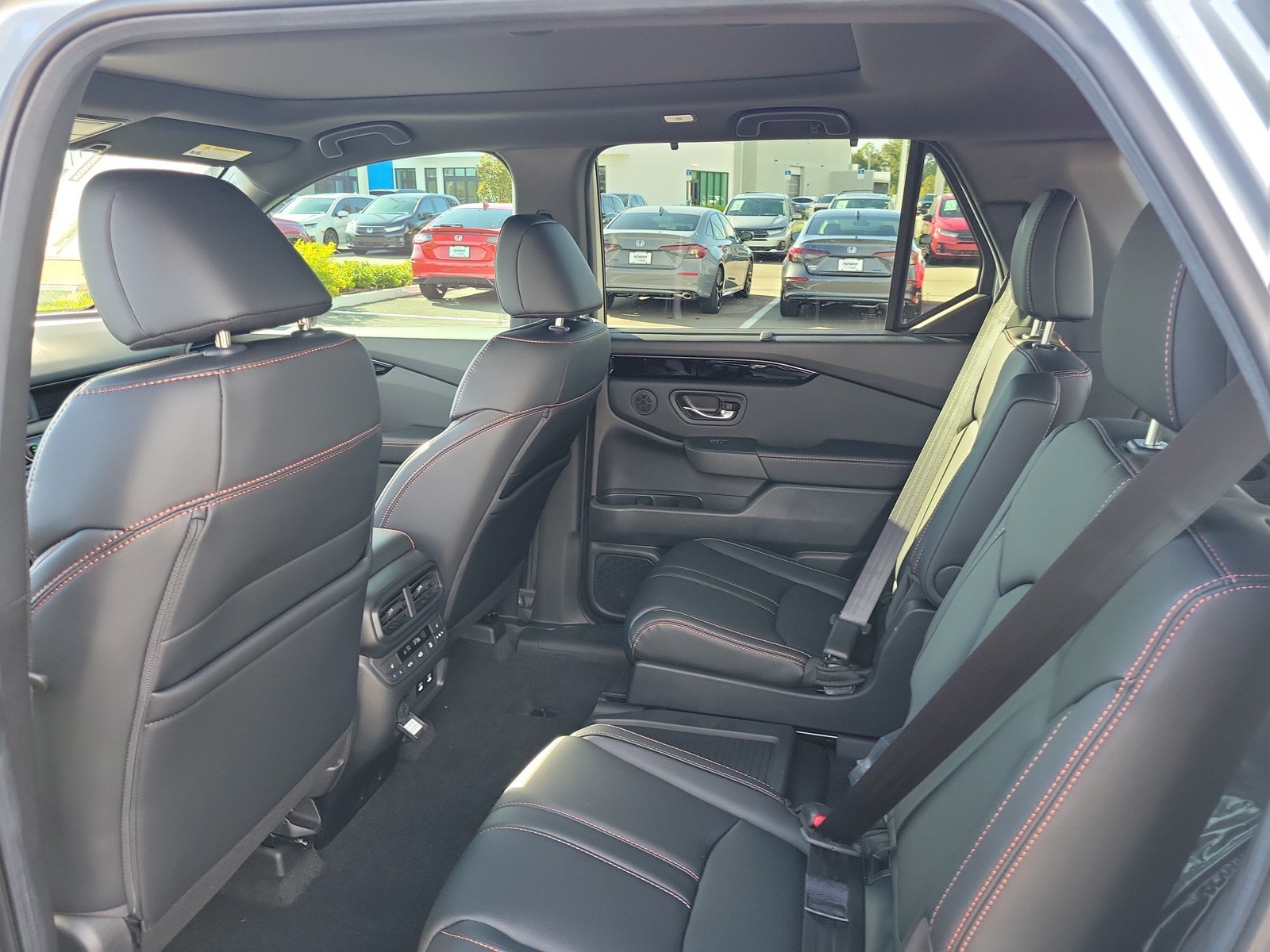 New 2026 Honda Pilot TrailSport image 29