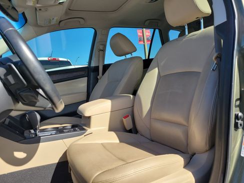 Used 2018 Subaru Outback 3.6R Limited image 22