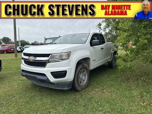 Used 2015 Chevrolet Colorado W/T image 1