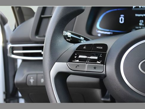 New 2026 Hyundai Elantra SE FWD image 16