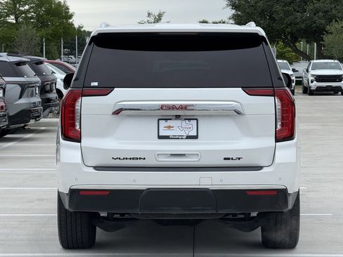 Used 2022 GMC Yukon SLT w/ SLT Luxury Package AWD/4WD image 5