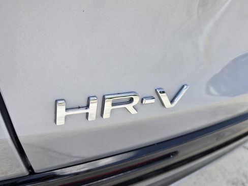 Used 2025 Honda HR-V EX-L image 14