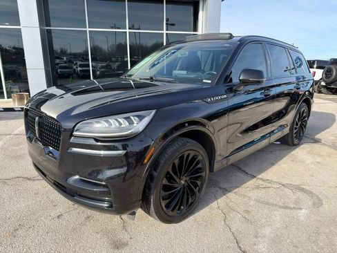 Used 2023 Lincoln Aviator Reserve w/ Equipment Group 201A image 3