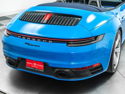 Used 2023 Porsche 911 Carrera image 38
