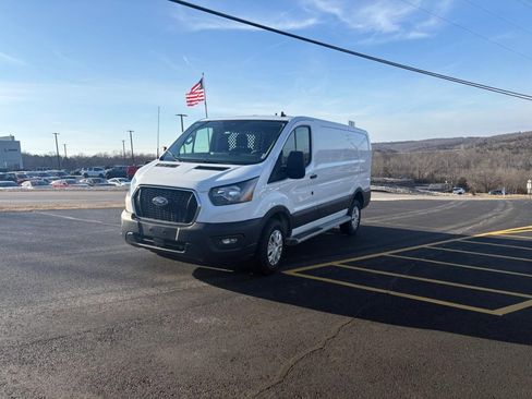 Used 2023 Ford Transit 250 T-250 Low Rf 9070 GVWR RWD w/ Exterior Upgrade Package image 23