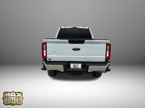 Used 2024 Ford F250 XLT w/ FX4 Off-Road Package AWD/4WD image 5
