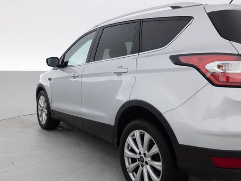Used 2017 Ford Escape Titanium FWD image 13