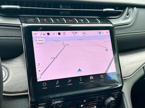 New 2025 Jeep Grand Cherokee Limited 4xe image 14