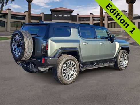 Used 2024 GMC Hummer EV 3X w/ LPO, Illumination Package image 8