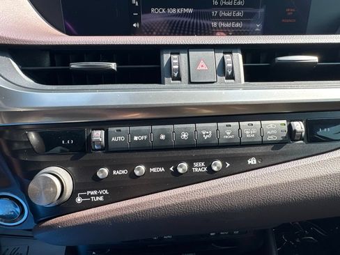 Used 2021 Lexus ES 350 w/ Premium Package FWD image 20