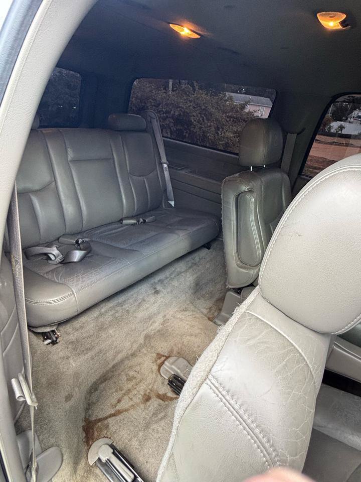 Used 2004 Cadillac Escalade ESV AWD image 24