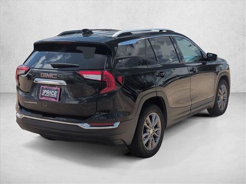 Used 2024 GMC Terrain SLT FWD image 5