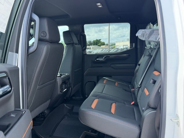 New 2026 GMC Sierra 1500 AT4 w/ AT4 Premium Package AWD/4WD image 11