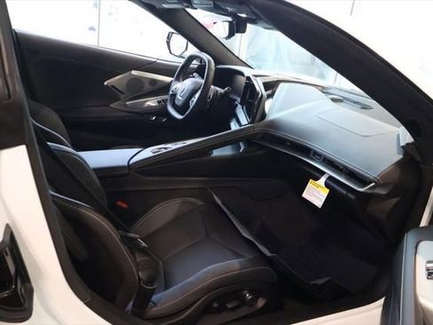 New 2026 Chevrolet Corvette Stingray image 37