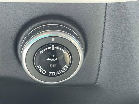 New 2025 Lincoln Navigator Reserve image 27