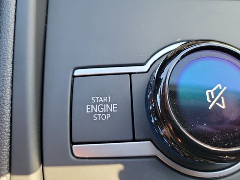 New 2026 Volkswagen Tiguan S FWD image 20