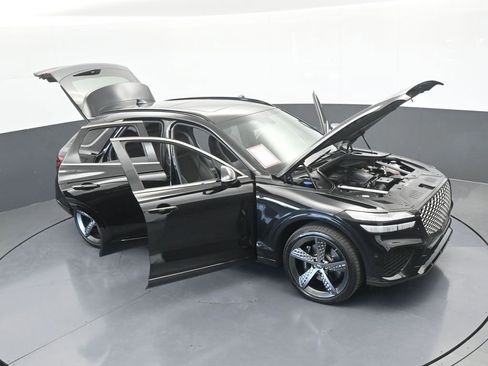 Used 2024 Genesis GV70 2.5T w/ Sport Prestige Package image 82