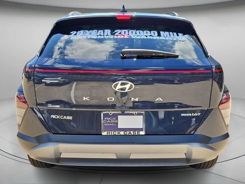 Used 2026 Hyundai Kona SEL Premium image 6